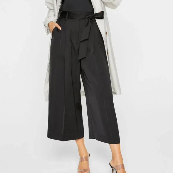 Club Monaco Pants - Club Monaco Kora Culotte in Soot Black/Noir in Size 6